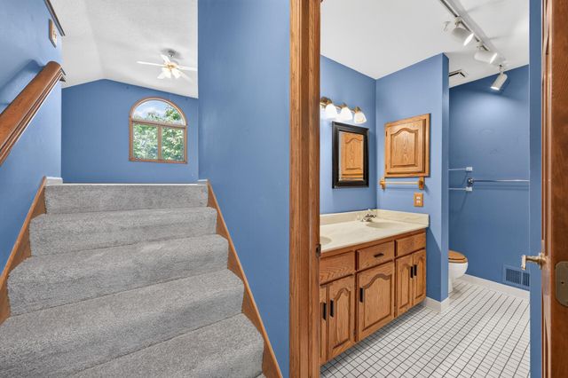 1220 118th Avenue NW, Coon Rapids, MN 55448
