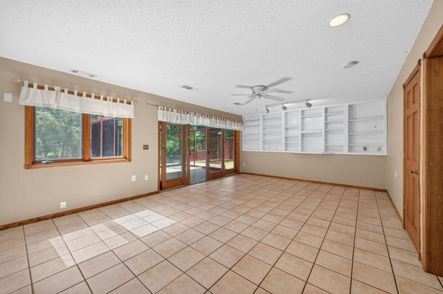 1220 118th Avenue NW, Coon Rapids, MN 55448
