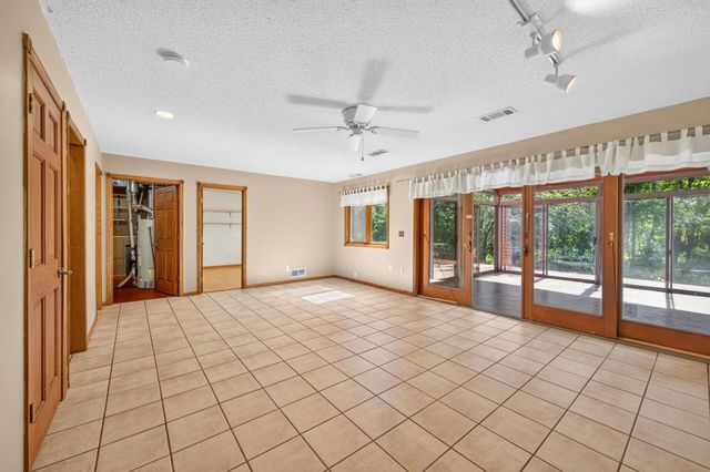 1220 118th Avenue NW, Coon Rapids, MN 55448