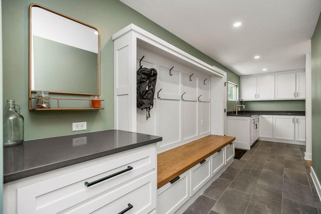 2905 W 73rd Street, Prairie Village, KS 66208