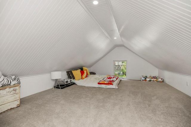 2905 W 73rd Street, Prairie Village, KS 66208