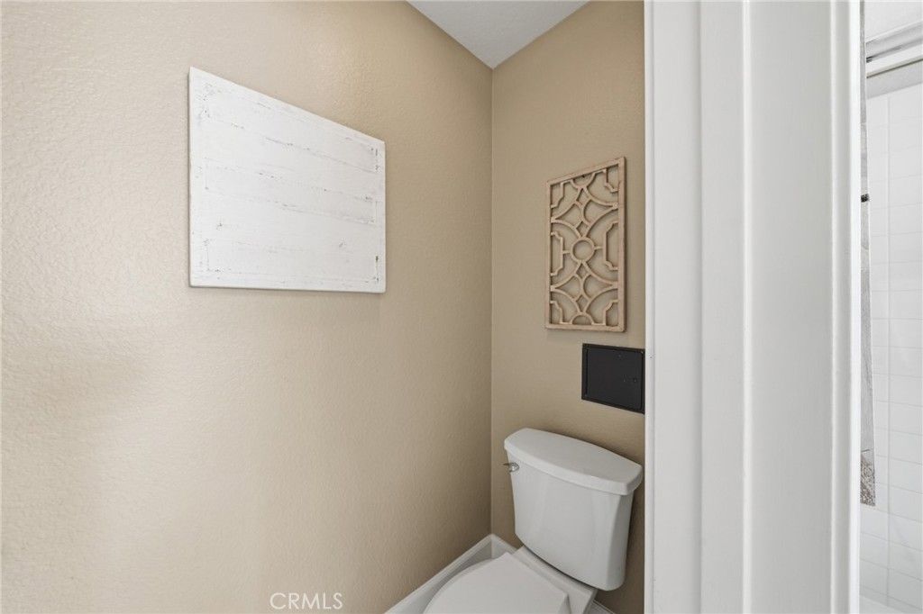 Image 33 of property listing at 17350 Summer Oak Pl, Yorba Linda, CA 92886