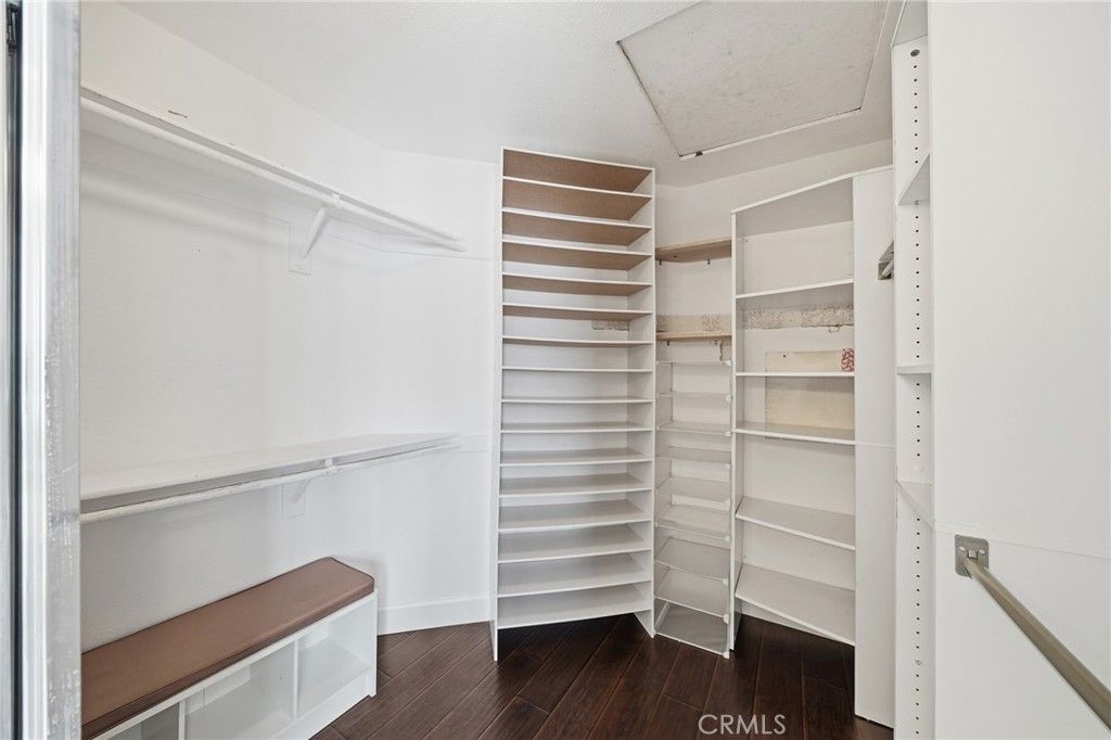 Image 34 of property listing at 17350 Summer Oak Pl, Yorba Linda, CA 92886