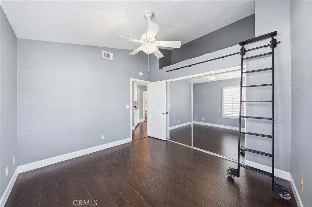 Image 36 of property listing at 17350 Summer Oak Pl, Yorba Linda, CA 92886