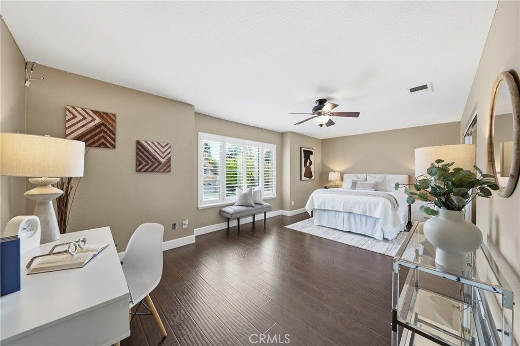 Image 40 of property listing at 17350 Summer Oak Pl, Yorba Linda, CA 92886