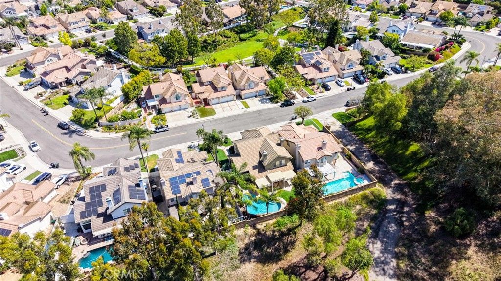 Image 49 of property listing at 17350 Summer Oak Pl, Yorba Linda, CA 92886