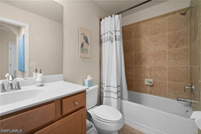 9816 Giaveno CIR 1336, Naples, FL 34113