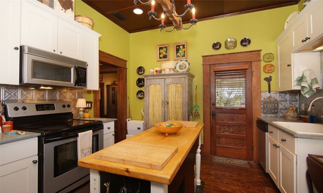 400 S Weldons Way, Graford, TX 76449