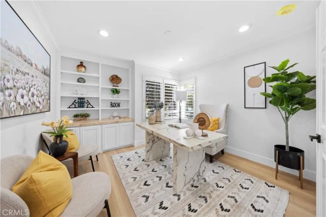 12 Oakdale, Irvine, CA 92604