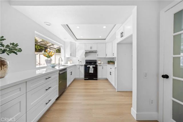 12 Oakdale, Irvine, CA 92604
