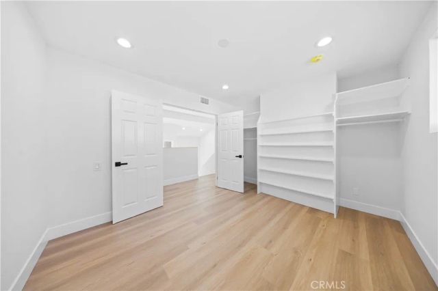 12 Oakdale, Irvine, CA 92604