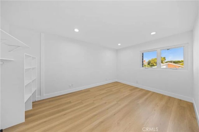 12 Oakdale, Irvine, CA 92604