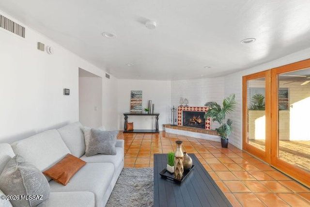 2940 E East Camino Juan Paisano # 1, Tucson, AZ 85718
