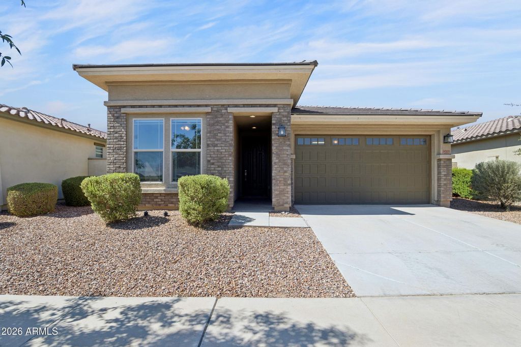 14570 W ASTER Drive, Surprise, AZ 85379 — photo 2