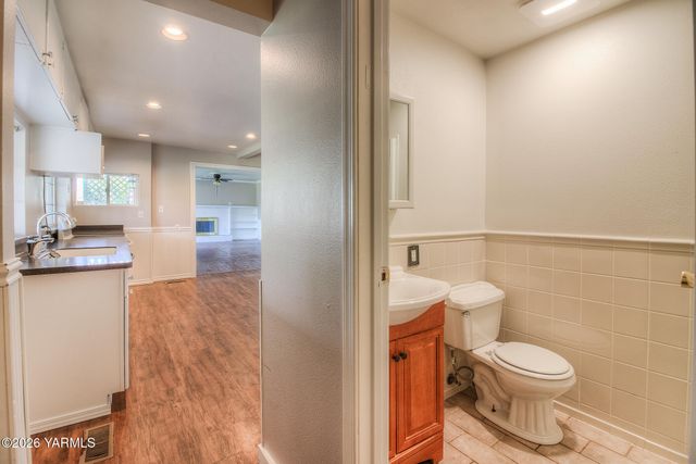 270 Cheyne Rd, Zillah, WA 98953