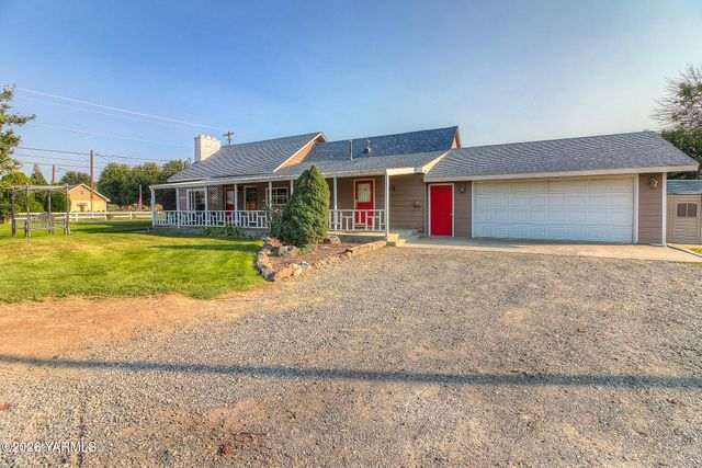 270 Cheyne Rd, Zillah, WA 98953