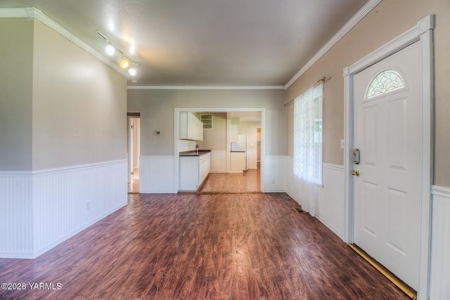 270 Cheyne Rd, Zillah, WA 98953