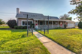 270 Cheyne Rd, Zillah, WA 98953