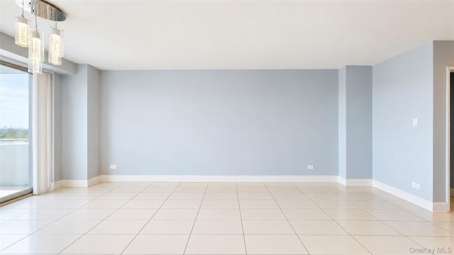 85-15 Main Street 10G, Briarwood, NY 11435