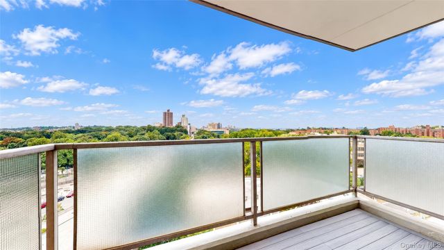 85-15 Main Street 10G, Briarwood, NY 11435