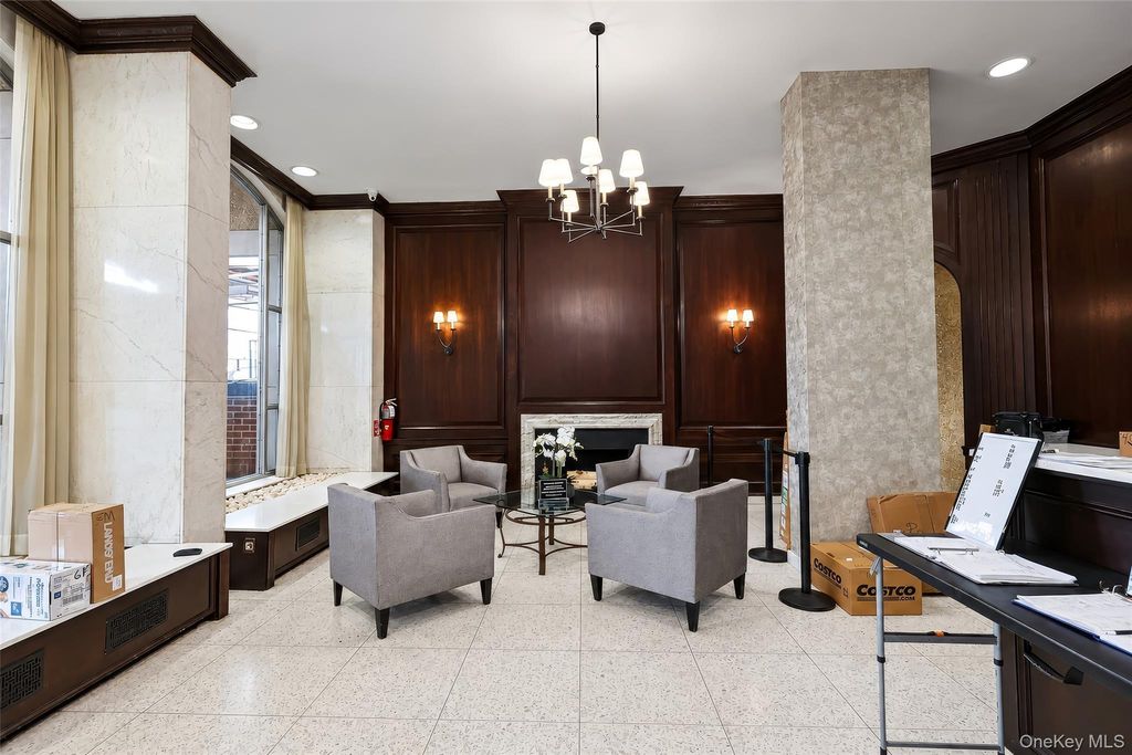 85-15 Main Street 10G, Briarwood, NY 11435 — photo 2