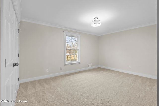 506 Evergreen Place Ct, Louisville, KY 40223