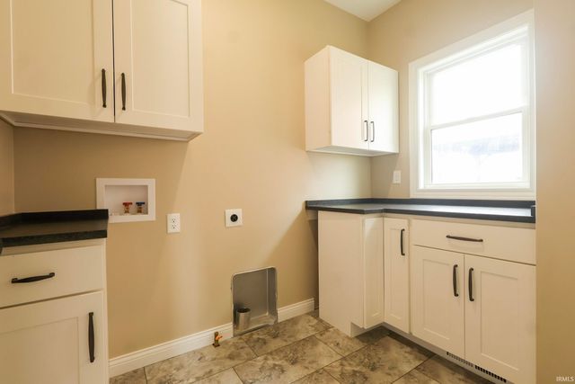 1606 North Shore Drive, Rochester, IN 46975