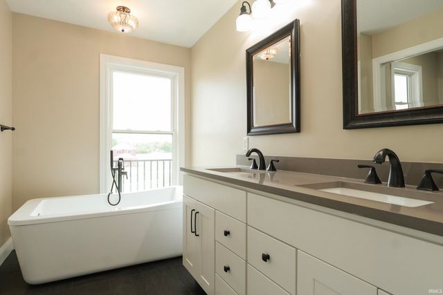 1606 North Shore Drive, Rochester, IN 46975