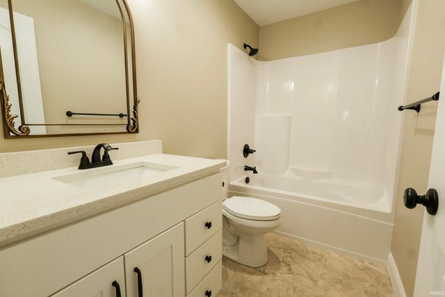 1606 North Shore Drive, Rochester, IN 46975