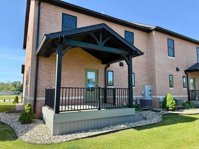1606 North Shore Drive, Rochester, IN 46975