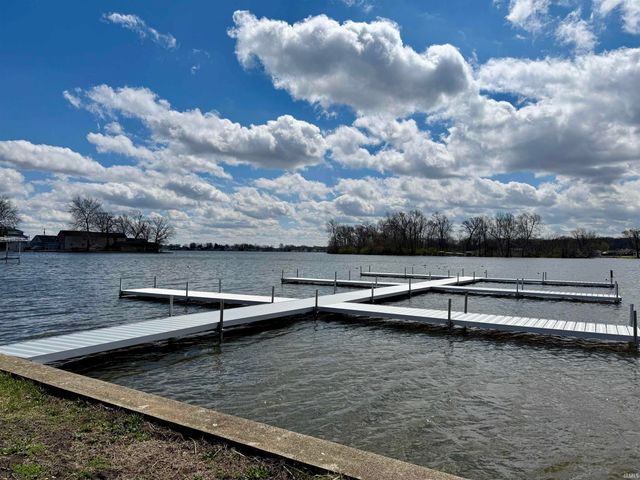 1606 North Shore Drive, Rochester, IN 46975