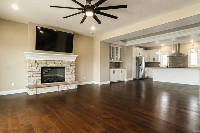 1606 North Shore Drive, Rochester, IN 46975