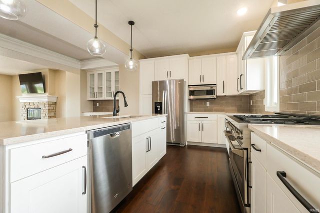 1606 North Shore Drive, Rochester, IN 46975