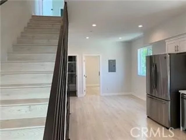 1143 Irolo, Los Angeles, CA 90006