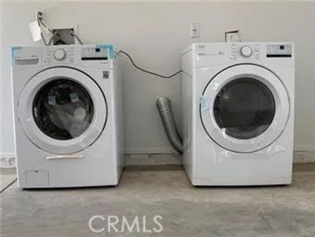 1143 Irolo, Los Angeles, CA 90006