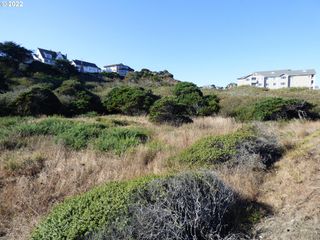 0 Jetty Rd, Bandon, OR 97411