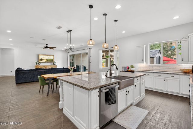 10726 E SANGER Avenue, Mesa, AZ 85212