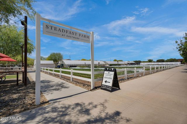 10726 E SANGER Avenue, Mesa, AZ 85212