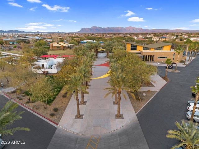 10726 E SANGER Avenue, Mesa, AZ 85212