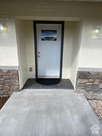 63 N 1440 E, Springville, UT 84663