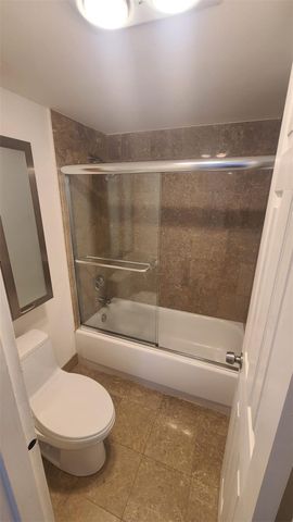 20100 W Country Club Dr 1007, Aventura, FL 33180