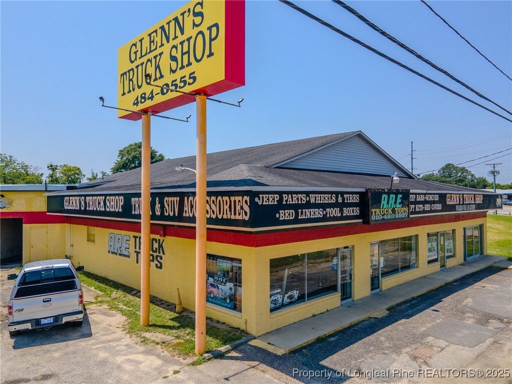 2712 Owen Drive, Fayetteville, NC 28306 — exterior
