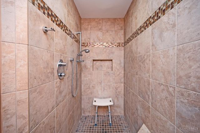 681 Totten Way, Cincinnati, OH 45226