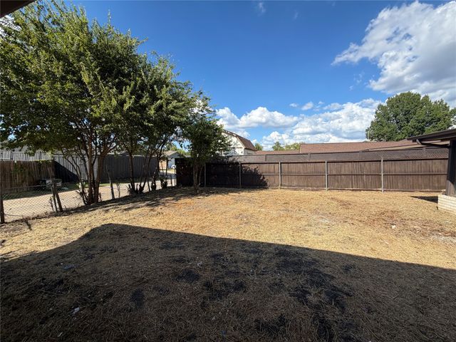 4033 Morgan Drive, Mesquite, TX 75150