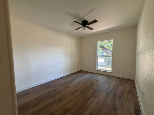 4033 Morgan Drive, Mesquite, TX 75150