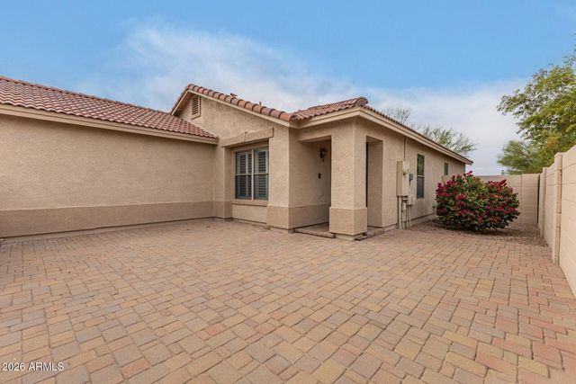 1014 E Milada Drive, Phoenix, AZ 85042
