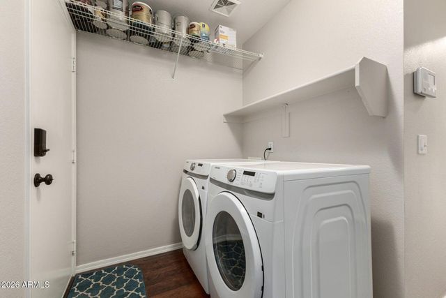 1014 E Milada Drive, Phoenix, AZ 85042