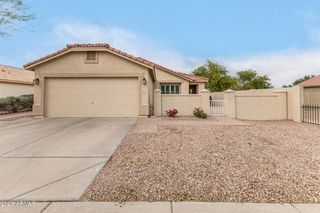 1014 E Milada Drive, Phoenix, AZ 85042