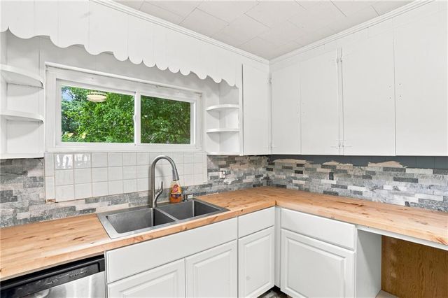 918 Sims Harris Road, Lula, GA 30554