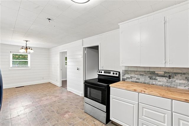 918 Sims Harris Road, Lula, GA 30554